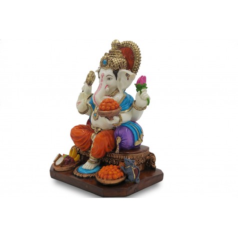 Majestic Ganesha Statue Handmade in Polyresin - Ganpati Idol made in resin for Elephant God Devotees Majestic Ganesha Statue Handmade in Polyresin - Ganpati Idol made in resin for Elephant God Devotees
