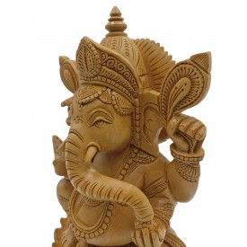Majestic Ganesh statue in wood 10 inches - Ganesha idol and Ganpati figurines hand carved in kadam wood - wooden handicrafts from India